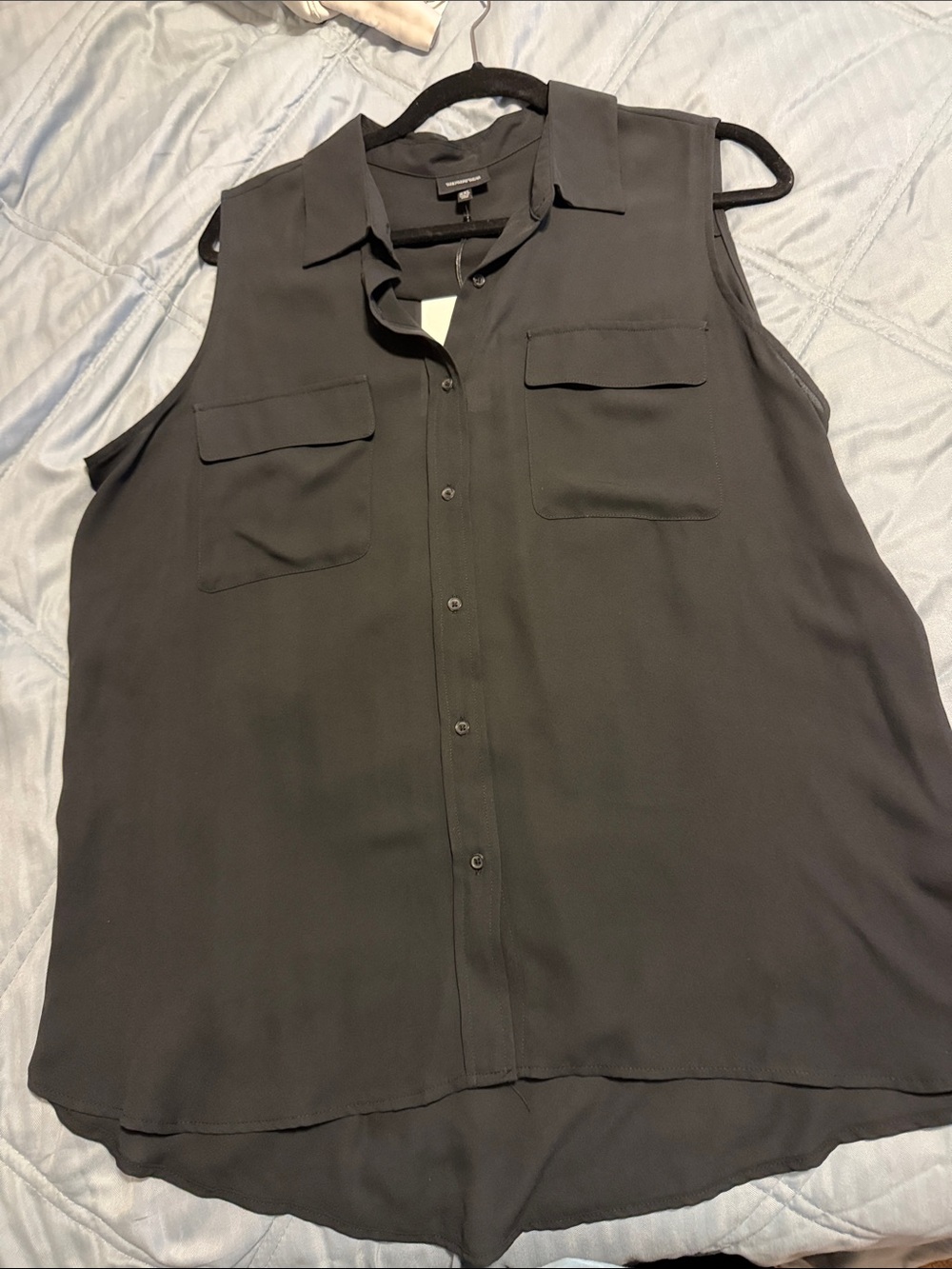 Who What Wear Sleeveless Button-Down Shirt - Black